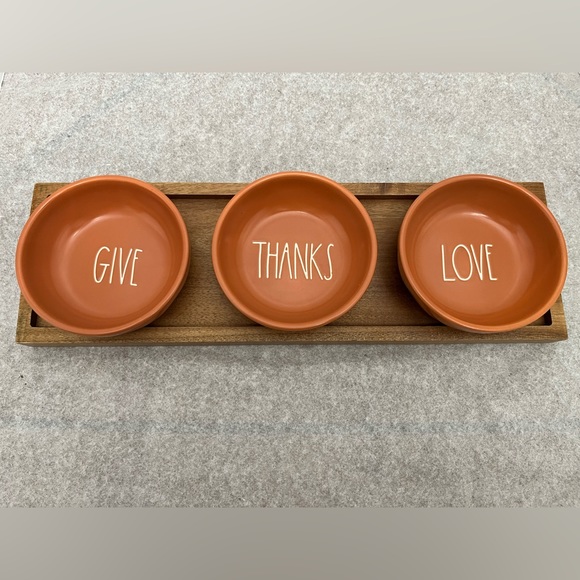 Rae Dunn Give Love Thanks Three Tasting  Bowls Set with Wooden Tray - Picture 1 of 8
